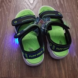 Sketchers lightup shoes for boys size 2 youth new with tags